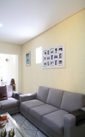 Casa para alugar com 300m², 2 quartos e 12 vagasSala