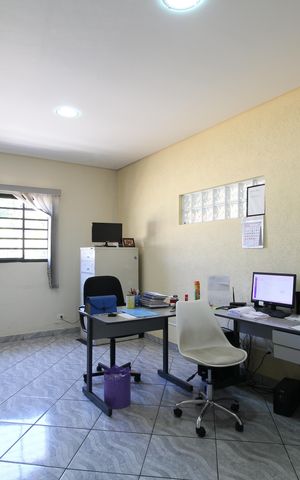 Casa para alugar com 300m², 2 quartos e 12 vagasQuarto 1