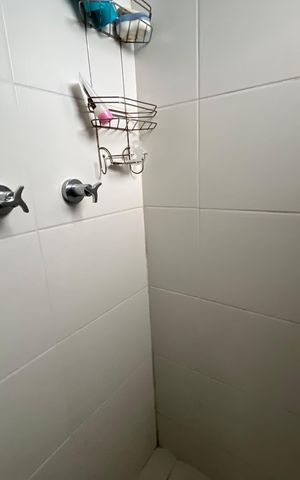 Apartamento para alugar com 165m², 3 quartos e 2 vagas Apartamento para alugar com 165m², 3 quartos e 2 vagasBanheiro de Serviço