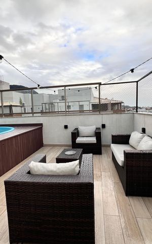 Apartamento para alugar com 165m², 3 quartos e 2 vagas Apartamento para alugar com 165m², 3 quartos e 2 vagasPiscina