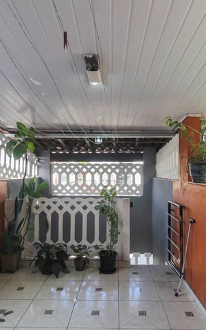 Casa à venda com 240m², 2 quartos e 3 vagasÁrea de Serviço