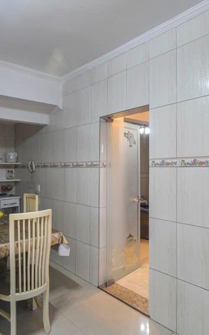 Casa à venda com 240m², 2 quartos e 3 vagasCozinha