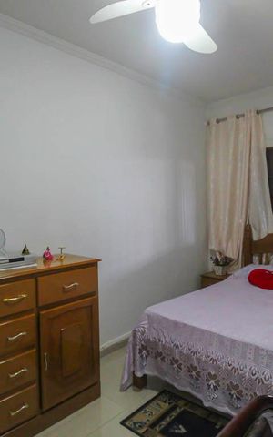 Casa à venda com 240m², 2 quartos e 3 vagasQuarto 2