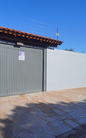 Casa à venda com 70m², 2 quartos e 5 vagasFachada