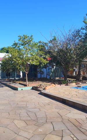Casa à venda com 70m², 2 quartos e 5 vagasQuintal