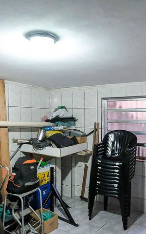 Casa à venda com 203m², 3 quartos e 2 vagasÁrea de serviço