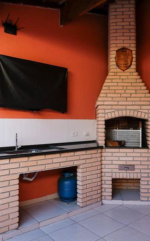 Casa à venda com 203m², 3 quartos e 2 vagasQuintal