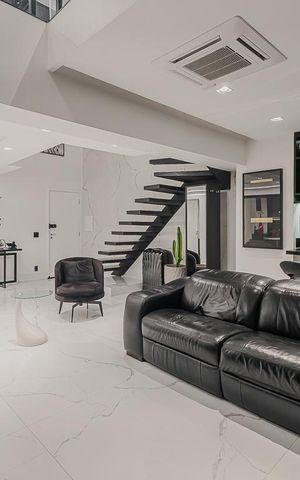 Apartamento à venda com 106m², 1 quarto e 3 vagasSala