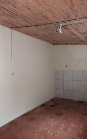 Casa à venda com 101m², 2 quartos e 2 vagasDepósito