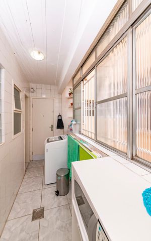 Apartamento à venda com 60m², 2 quartos e 1 vaga Apartamento à venda com 60m², 2 quartos e 1 vagaÁrea de Serviço
