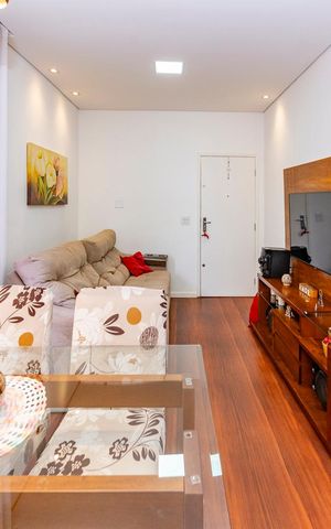 Apartamento à venda com 60m², 2 quartos e 1 vaga Apartamento à venda com 60m², 2 quartos e 1 vagaSala
