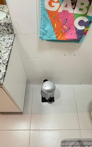 Apartamento à venda com 97m², 3 quartos e 2 vagasBanheiro