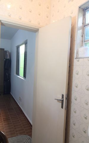 Casa à venda com 161m², 4 quartos e 2 vagasBanheiro
