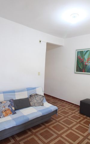 Casa à venda com 161m², 4 quartos e 2 vagasSala
