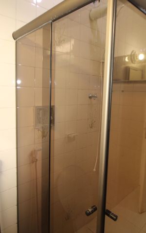 Casa à venda com 161m², 4 quartos e 2 vagasBanheiro 2