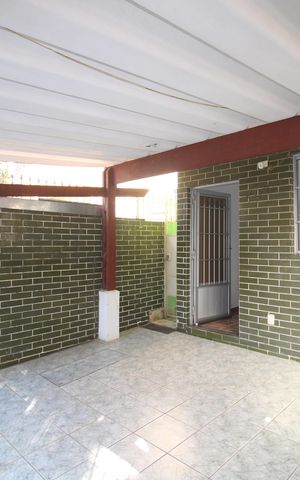 Casa à venda com 161m², 4 quartos e 2 vagasGaragem