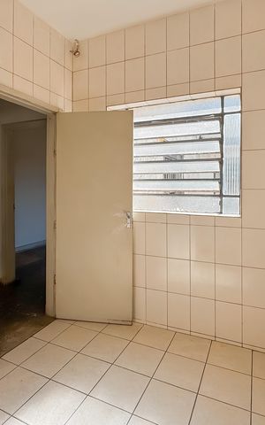 Casa à venda com 447m², 3 quartos e 6 vagas Casa à venda com 447m², 3 quartos e 6 vagasBanheiro