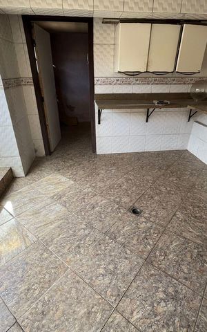 Casa para alugar com 630m², 4 quartos e 6 vagas
