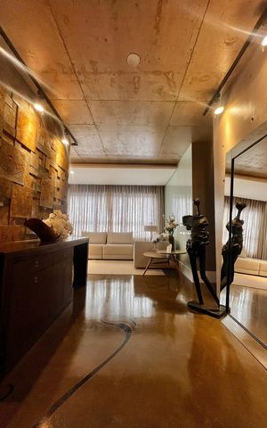 Apartamento à venda com 140m², 2 quartos e 4 vagas Apartamento à venda com 140m², 2 quartos e 4 vagasHall de Entrada