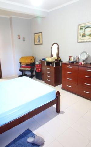 Casa à venda com 160m², 3 quartos e 8 vagasSuíte