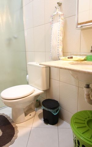 Casa à venda com 160m², 3 quartos e 8 vagasBanheiro