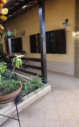 Casa à venda com 160m², 3 quartos e 8 vagasQuintal