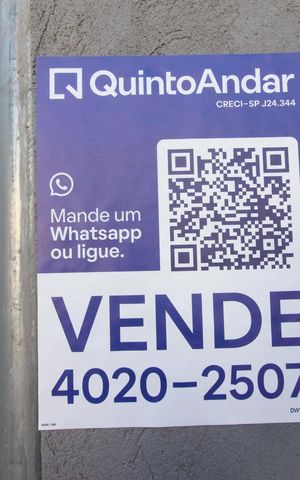 Casa à venda com 160m², 3 quartos e 8 vagasPlaca