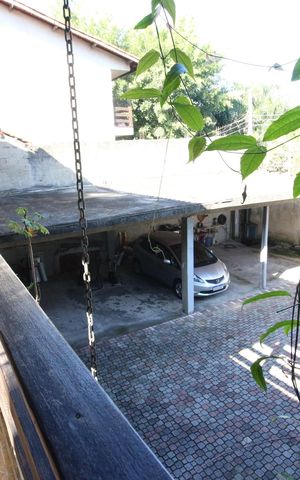 Casa à venda com 160m², 3 quartos e 8 vagasQuintal