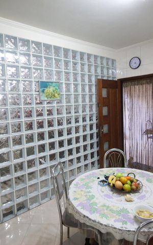 Casa à venda com 160m², 3 quartos e 8 vagasCozinha
