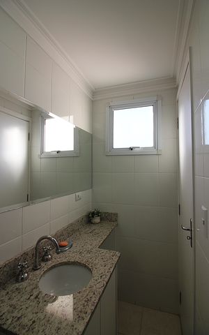 Apartamento à venda com 80m², 2 quartos e 1 vagaBanheiro da Suíte 1