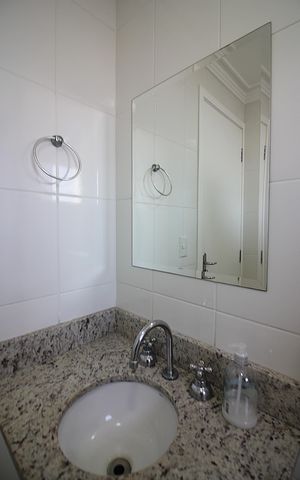 Apartamento à venda com 80m², 2 quartos e 1 vagaBanheiro Social