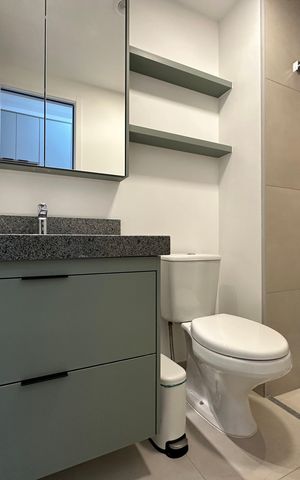 Studio à venda com 25m², 1 quarto e sem vaga Studio à venda com 25m², 1 quarto e sem vagaBanheiro