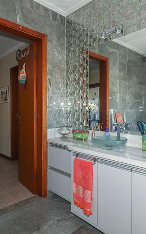 Apartamento à venda com 155m², 3 quartos e 2 vagasBanheiro 2 
