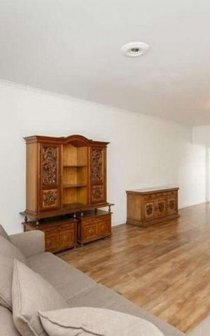 Casa para alugar com 300m², 3 quartos e 2 vagas Casa para alugar com 300m², 3 quartos e 2 vagasSala
