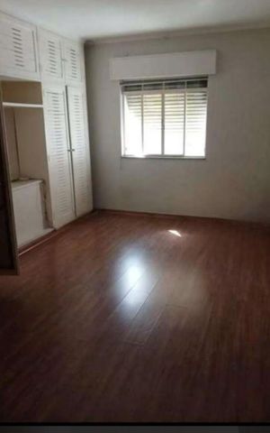 Casa para alugar com 300m², 2 quartos e 2 vagas Casa para alugar com 300m², 2 quartos e 2 vagasQuarto