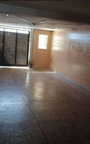 Casa para alugar com 300m², 2 quartos e 2 vagas Casa para alugar com 300m², 2 quartos e 2 vagasGaragem