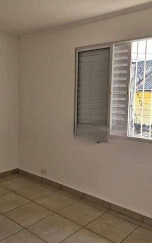 Casa para alugar com 260m², 2 quartos e 2 vagas Casa para alugar com 260m², 2 quartos e 2 vagasQuarto