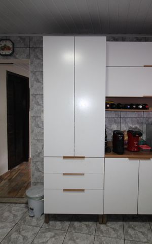 Casa à venda com 300m², 2 quartos e 2 vagasCozinha