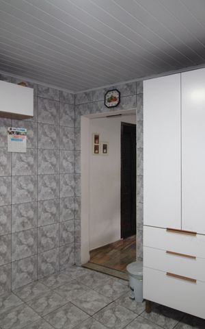 Casa à venda com 300m², 2 quartos e 2 vagasCozinha