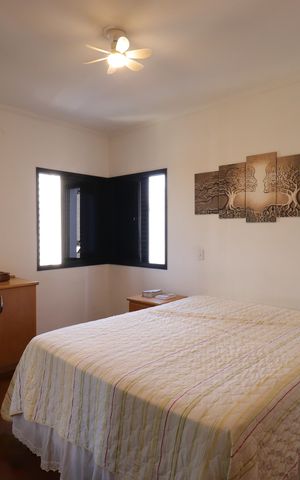 Apartamento à venda com 137m², 4 quartos e 2 vagasSuíte