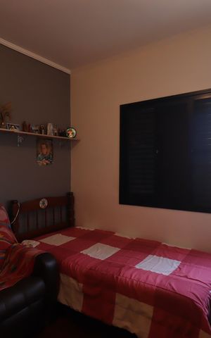 Apartamento à venda com 137m², 4 quartos e 2 vagasQuarto 2