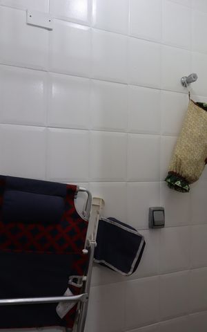 Apartamento à venda com 137m², 4 quartos e 2 vagasBanheiro de Serviço