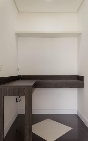 Apartamento para alugar com 123m², 3 quartos e 2 vagas Apartamento para alugar com 123m², 3 quartos e 2 vagasEscritório
