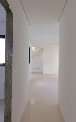 Apartamento à venda com 105m², 2 quartos e 1 vagaCorredor