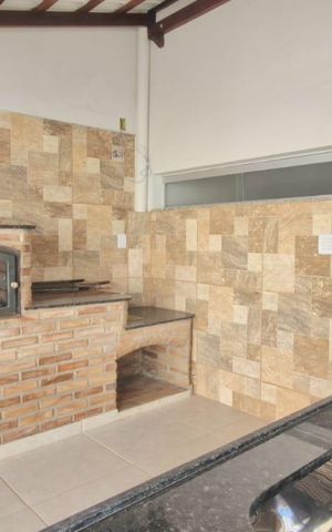 Casa à venda com 450m², 4 quartos e 4 vagas Casa à venda com 450m², 4 quartos e 4 vagasÁrea comum