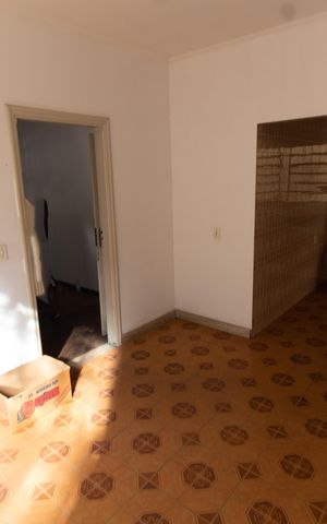 Casa à venda com 170m², 3 quartos e 4 vagas Casa à venda com 170m², 3 quartos e 4 vagasCopa