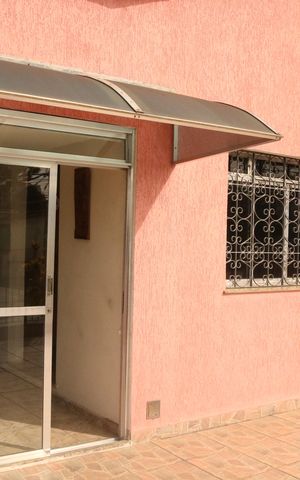 Casa à venda com 179m², 2 quartos e 2 vagasTerraço