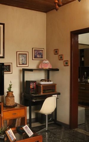 Casa à venda com 179m², 2 quartos e 2 vagasSala