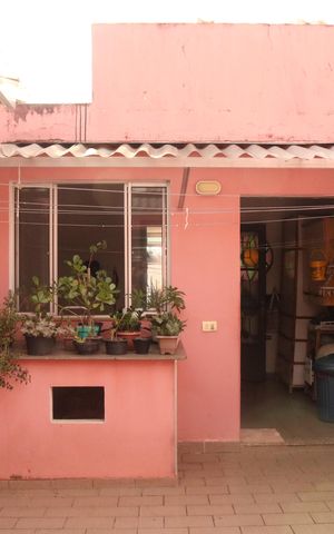Casa à venda com 179m², 2 quartos e 2 vagasQuintal