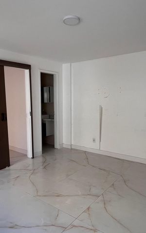Studio à venda com 15m², 1 quarto e sem vaga Studio à venda com 15m², 1 quarto e sem vagaSala